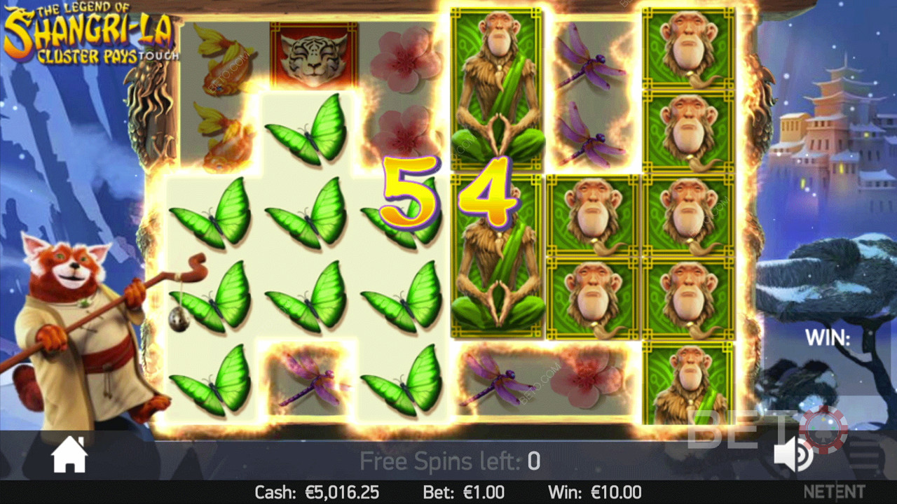 Scoring two diverse clusters in The Legend of Shangri-La: Cluster Pays pokie