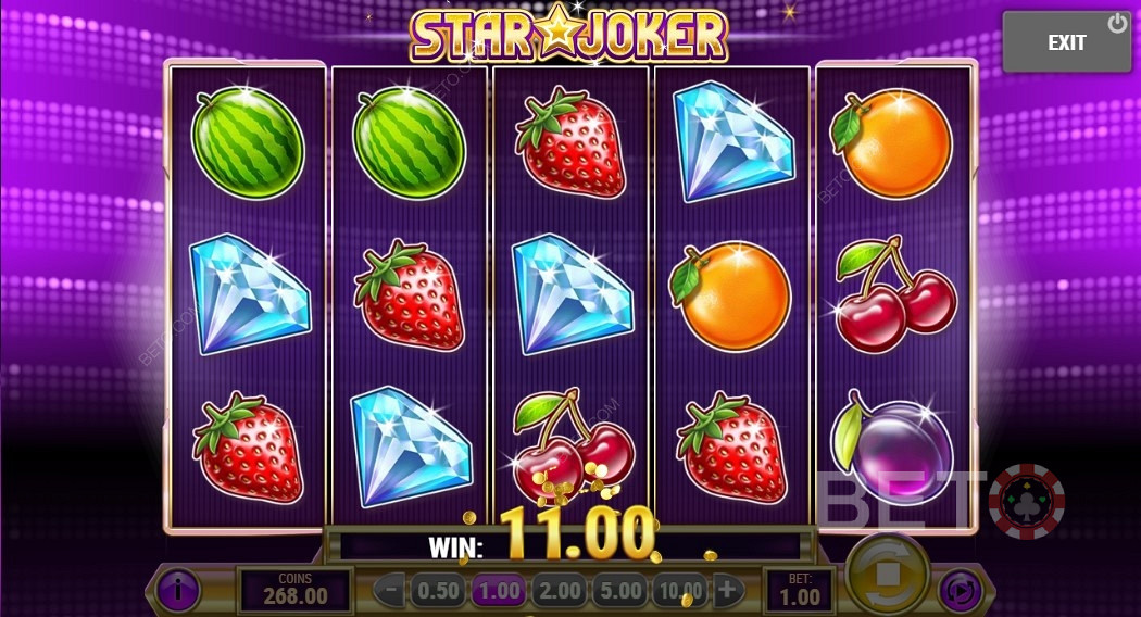 Scoring a win of 11 coins on Star Joker