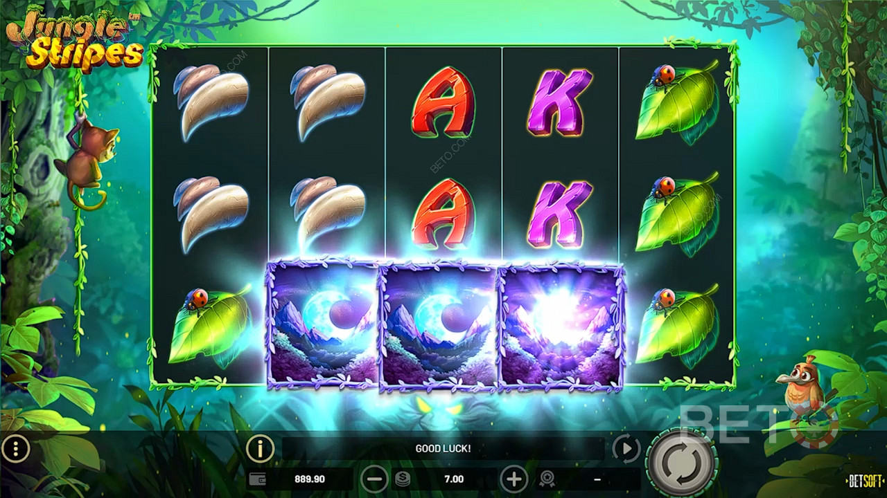 3 special moonbeam symbols trigger Free Spins